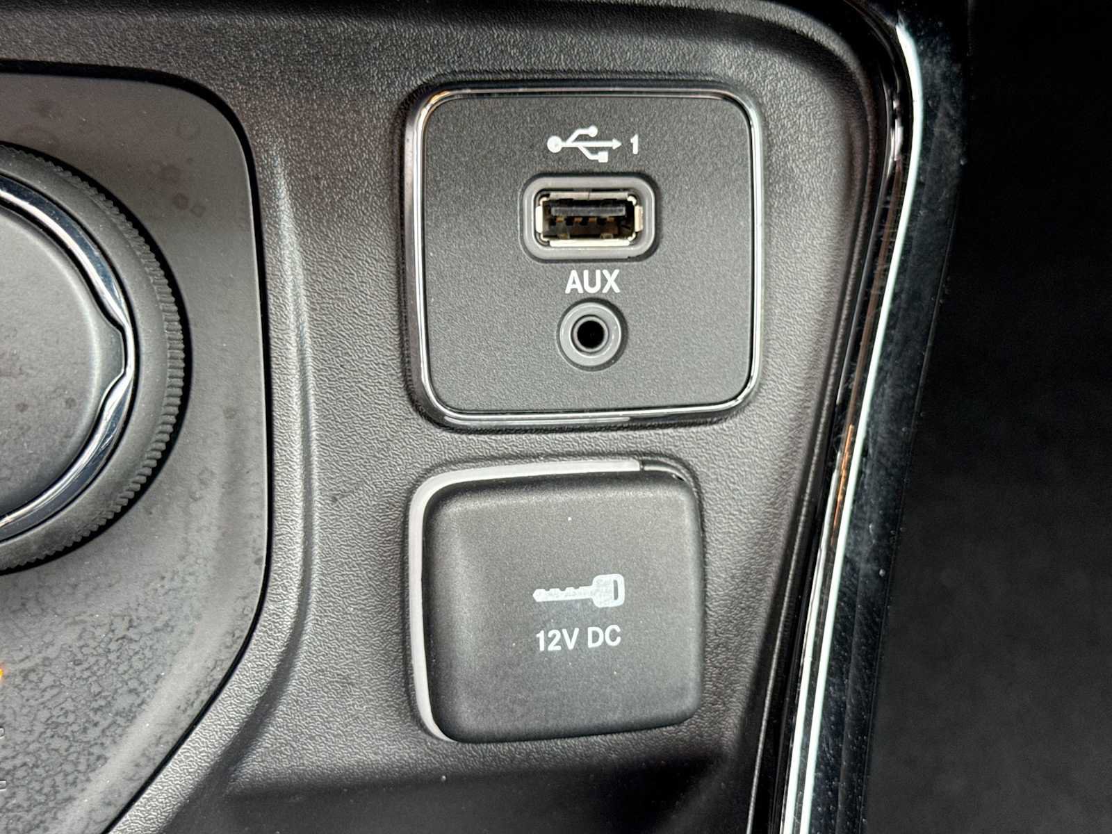 Used 2019 Jeep Compass Limited AWD/4WD image 30