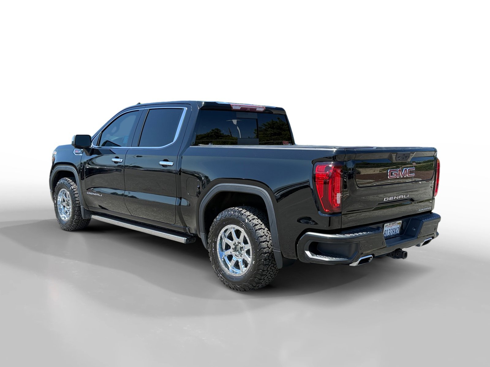 Used 2019 GMC Sierra 1500 Denali w/ Technology Package AWD/4WD image 3