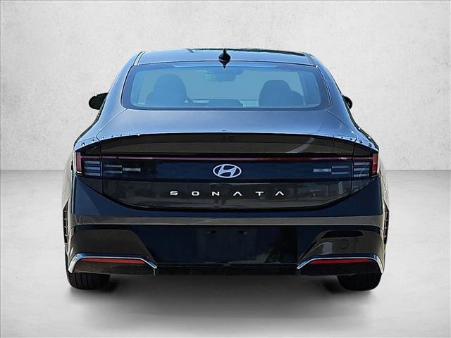 Used 2025 Hyundai Sonata SEL FWD image 7