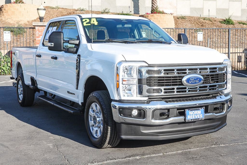 Used 2024 Ford F250 XLT image 3