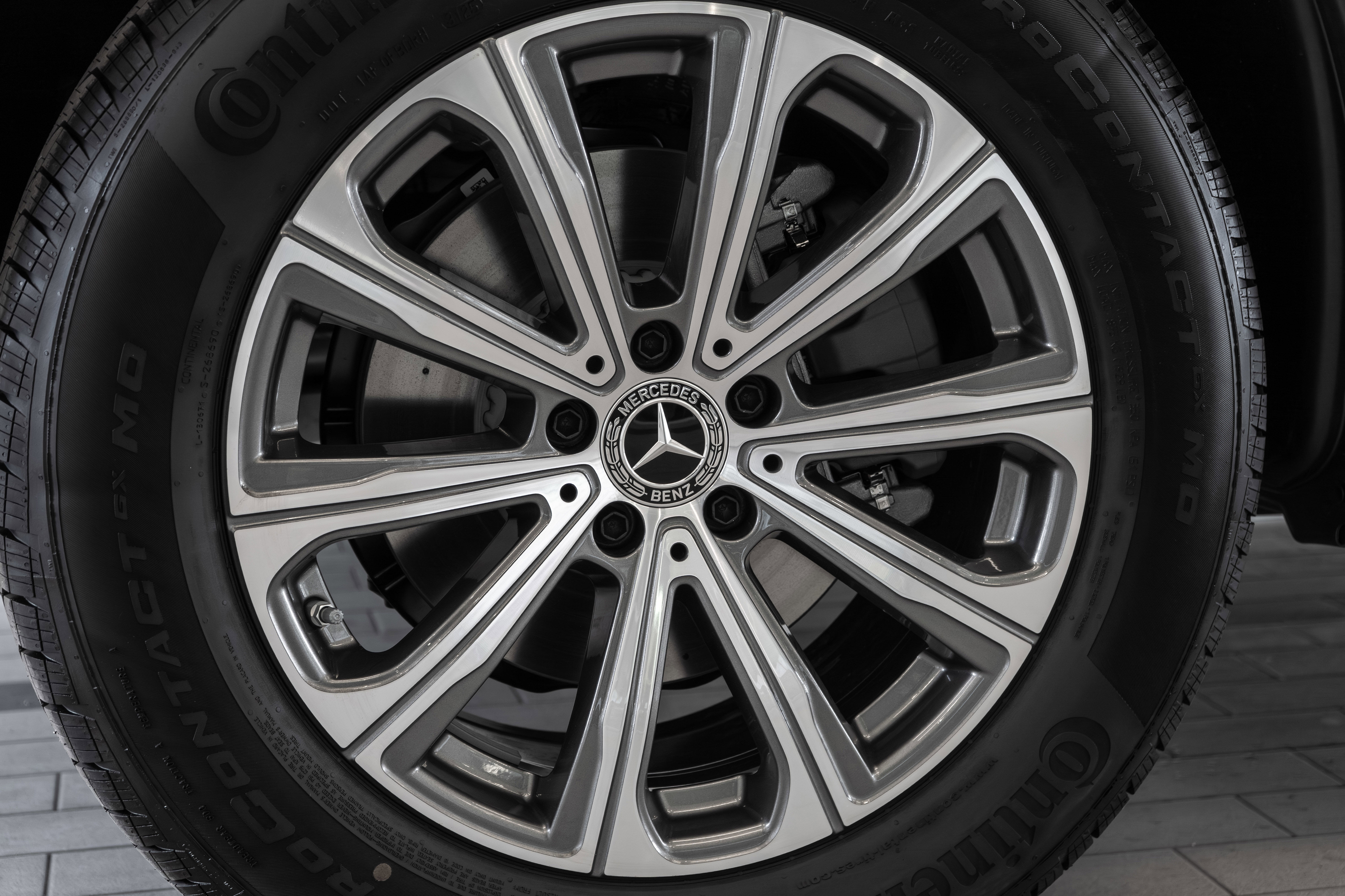 New 2026 Mercedes-Benz GLC 300 4MATIC image 32