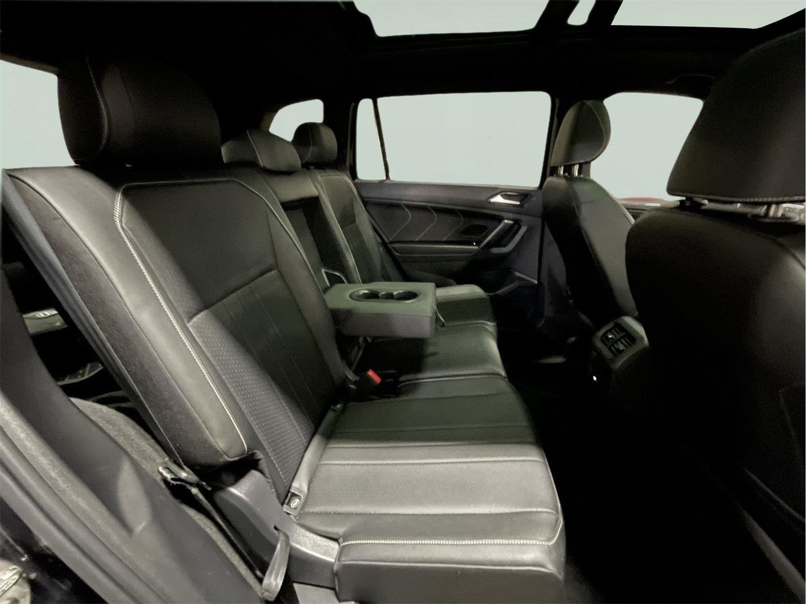 Used 2023 Volkswagen Tiguan SE R-Line image 19