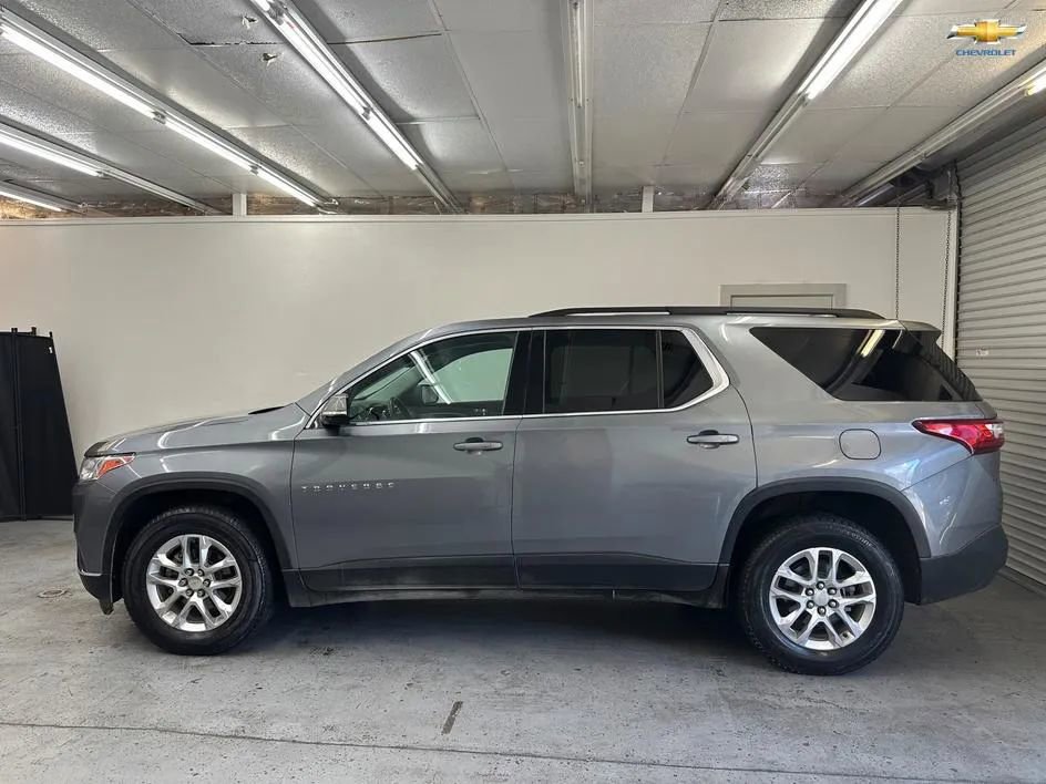 Used 2020 Chevrolet Traverse LT image 6