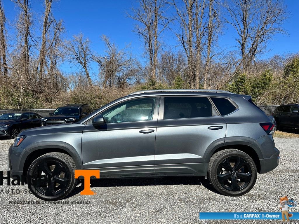 Used 2025 Volkswagen Taos SEL w/ Black Wheel Plus Package image 2