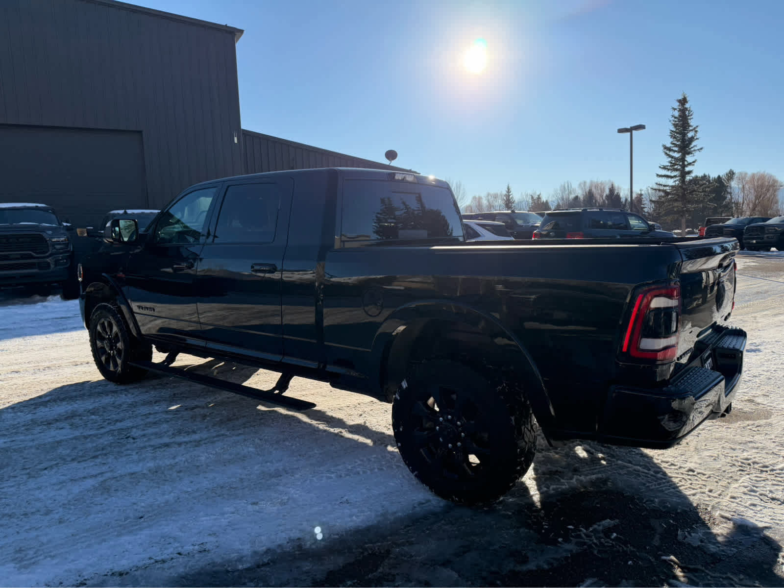 Used 2020 RAM 3500 Limited image 14