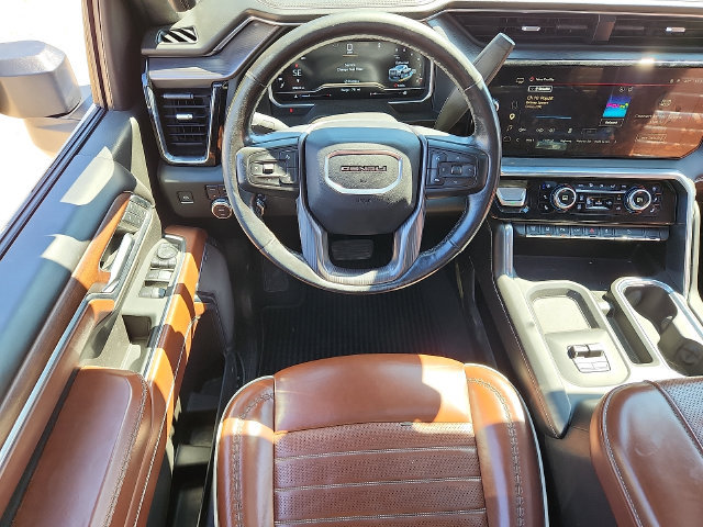 Used 2024 GMC Sierra 2500 Denali Ultimate AWD/4WD image 14