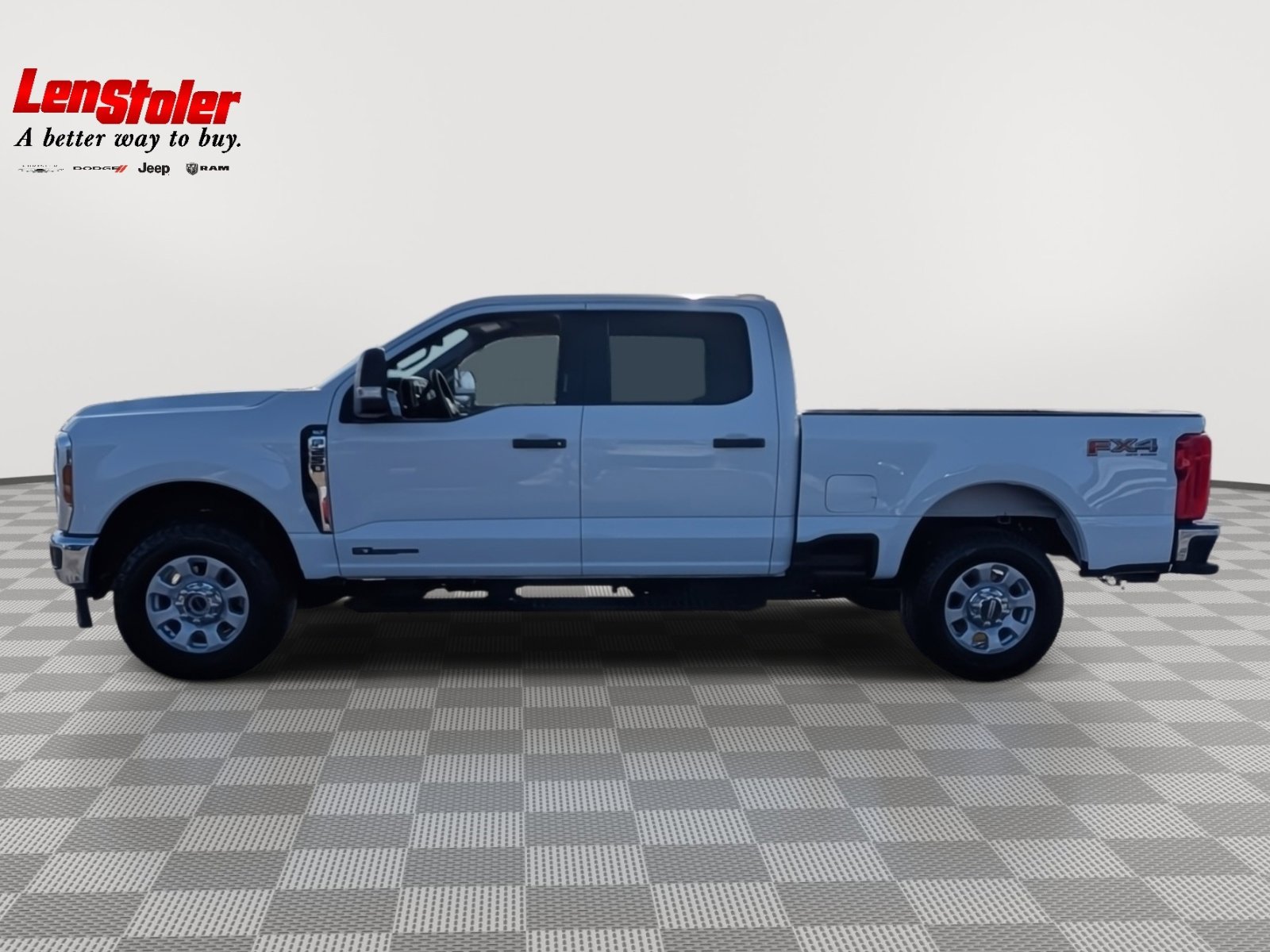Used 2024 Ford F250 XLT w/ FX4 Off-Road Package image 2