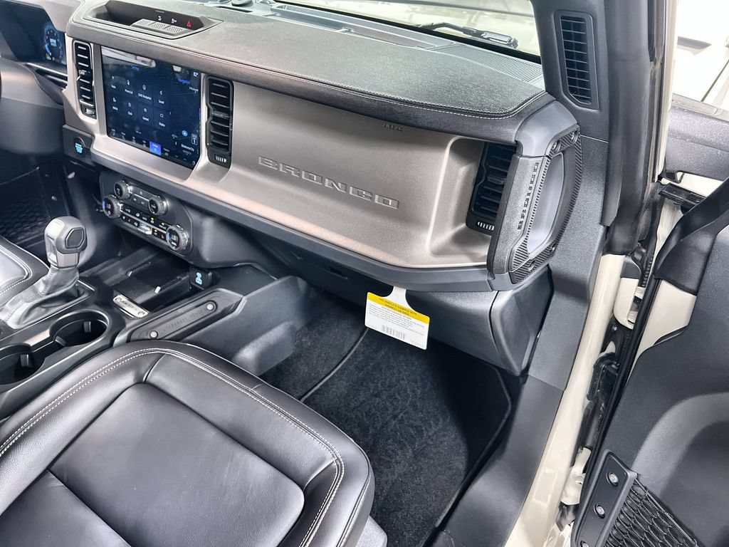 Used 2025 Ford Bronco Outer Banks AWD/4WD image 29