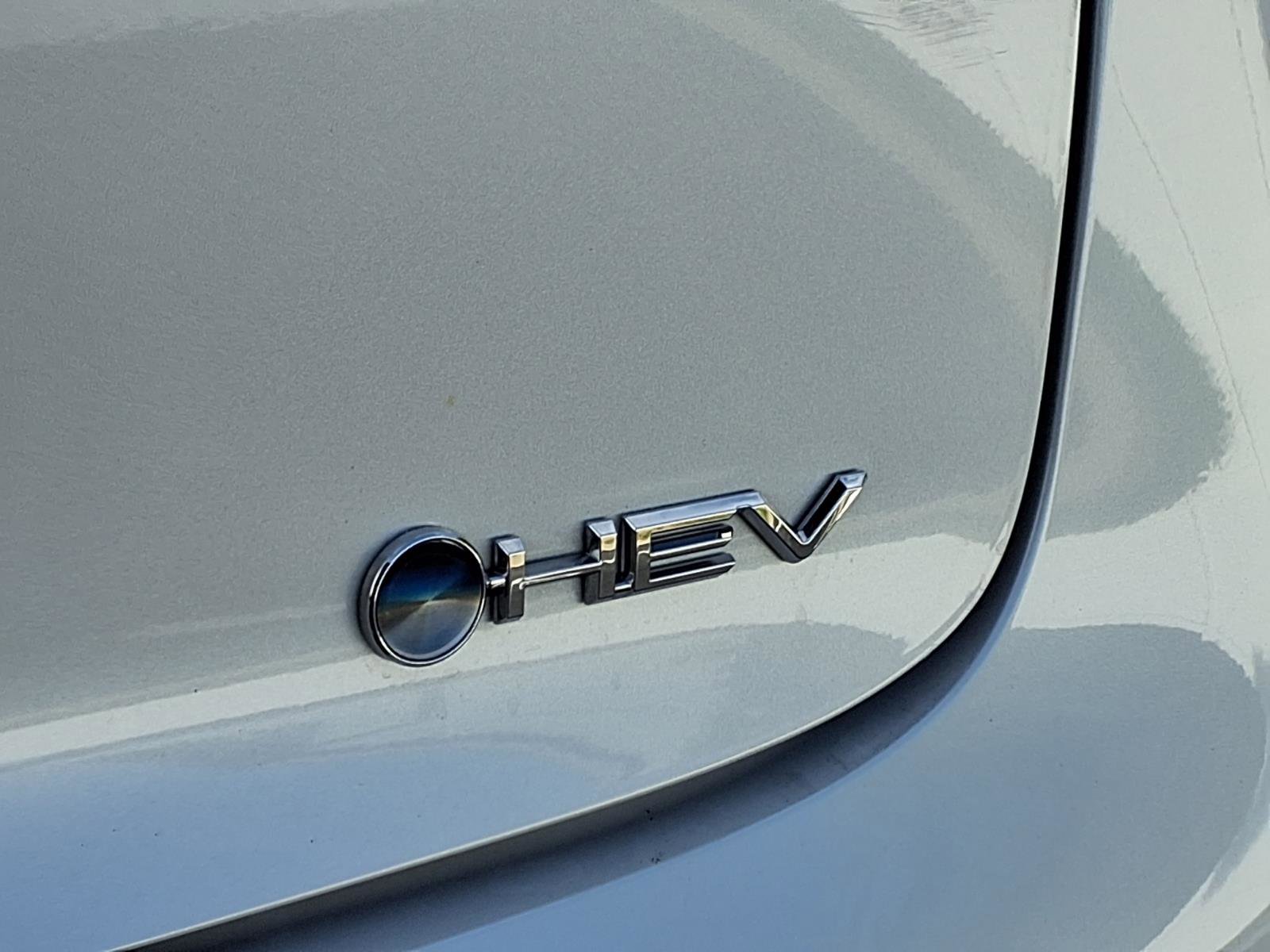 Used 2025 Toyota Prius XLE FWD image 30
