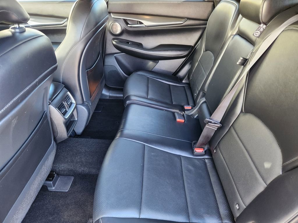 Used 2023 INFINITI QX55 Essential image 13