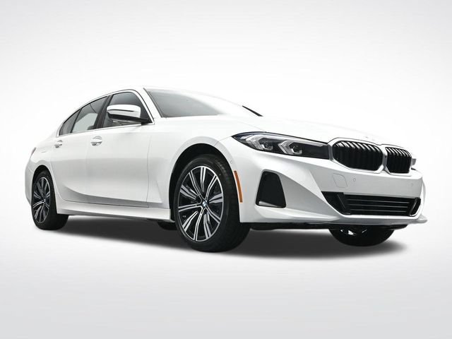 New 2026 BMW 330i xDrive Sedan w/ Premium Package AWD/4WD image 30