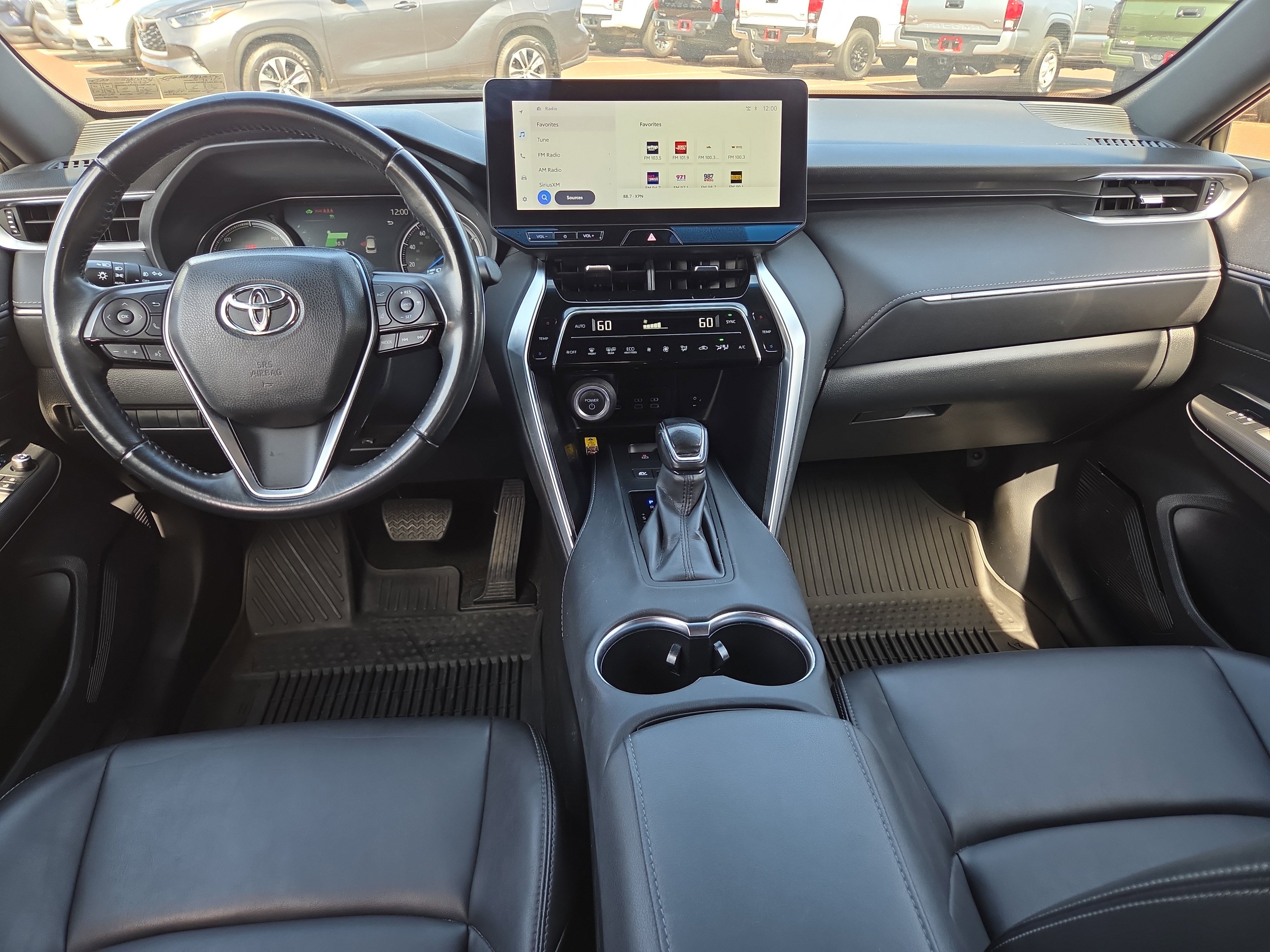 Certified 2023 Toyota Venza XLE image 19