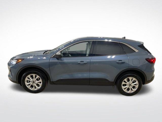 Used 2023 Ford Escape Active image 2