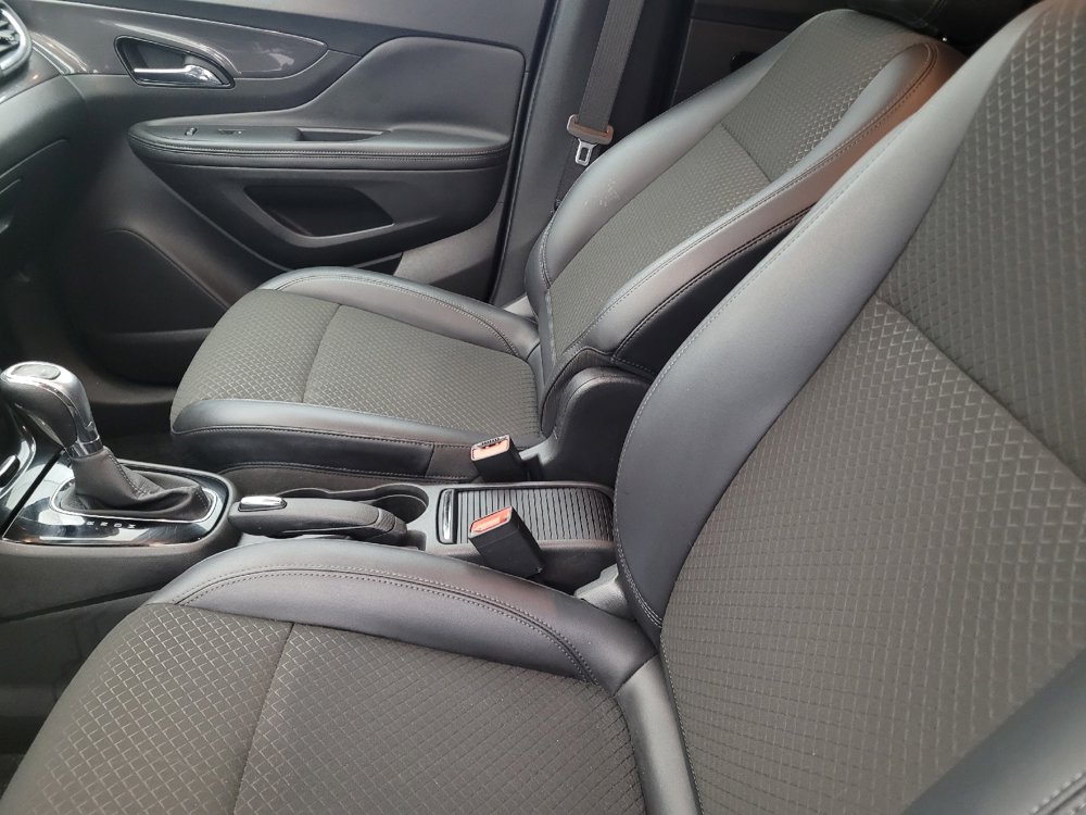 Used 2019 Buick Encore Preferred image 17