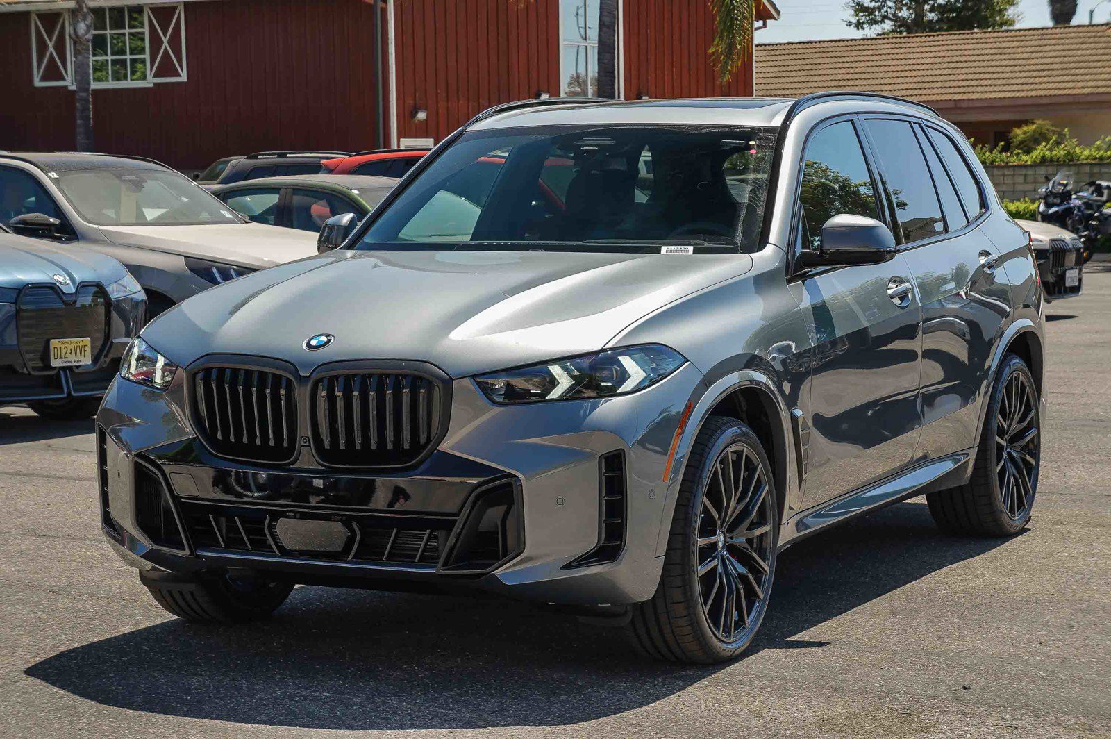 New 2026 BMW X5 sDrive40i w/ M Sport Package image 3