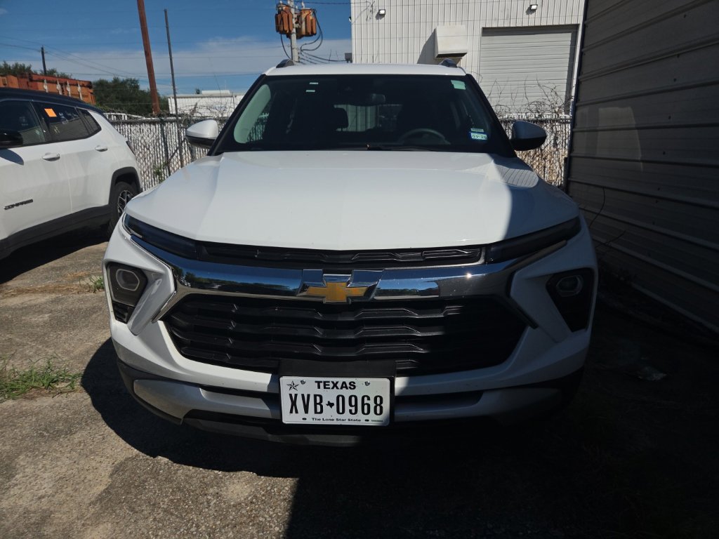 Used 2026 Chevrolet TrailBlazer LT AWD/4WD image 7