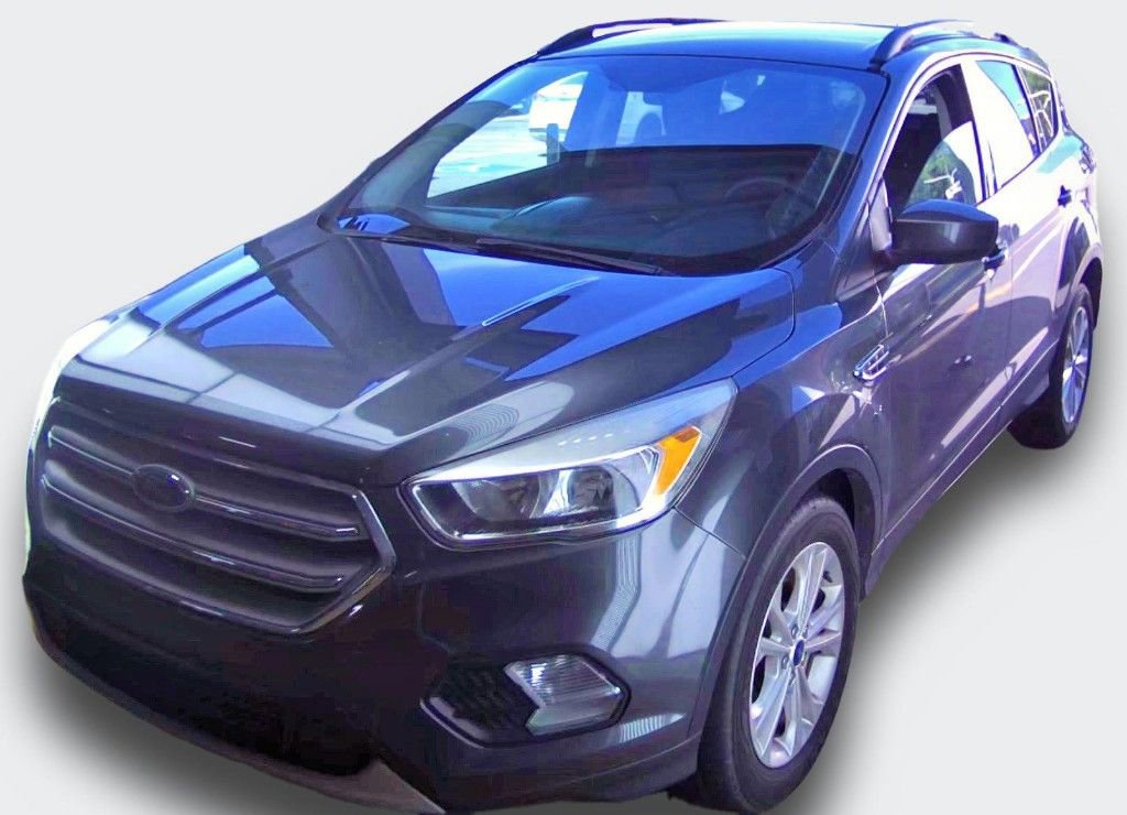 Used 2018 Ford Escape SE FWD image 2