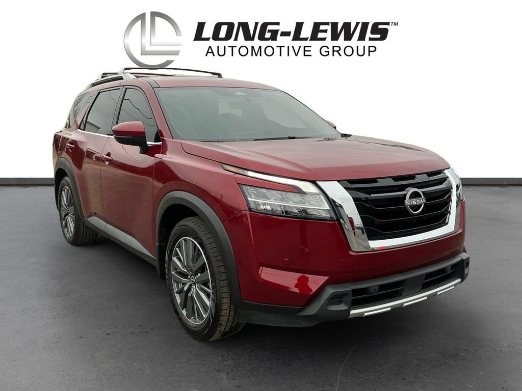 Used 2024 Nissan Pathfinder SL w/ SL Premium Package image 10