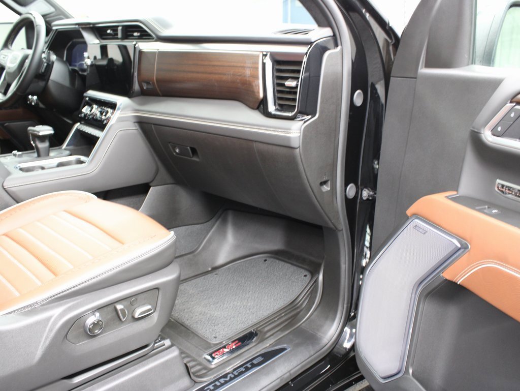 Used 2025 GMC Sierra 1500 Denali Ultimate image 34
