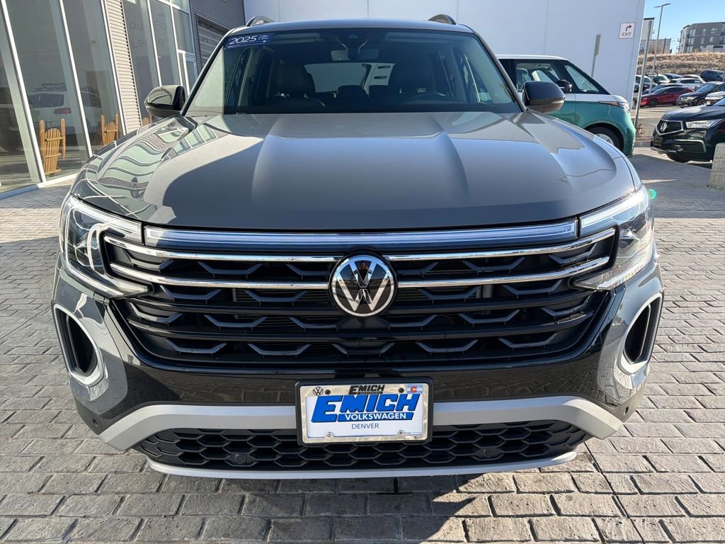 Certified 2025 Volkswagen Atlas Peak Edition SE image 10