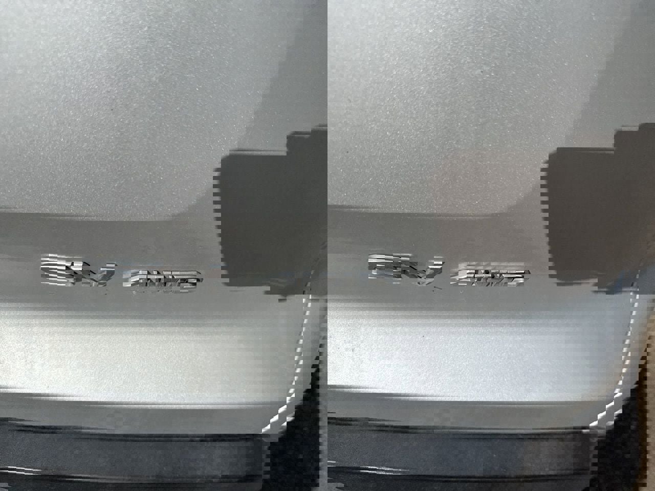 Used 2023 Nissan Pathfinder SV image 5