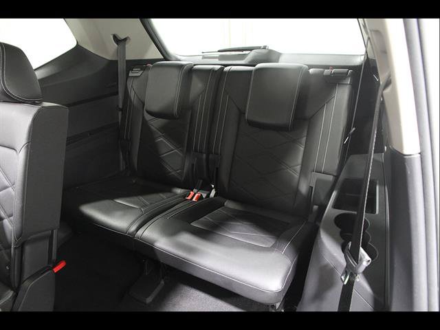 Certified 2025 Volkswagen Atlas SE AWD/4WD image 18