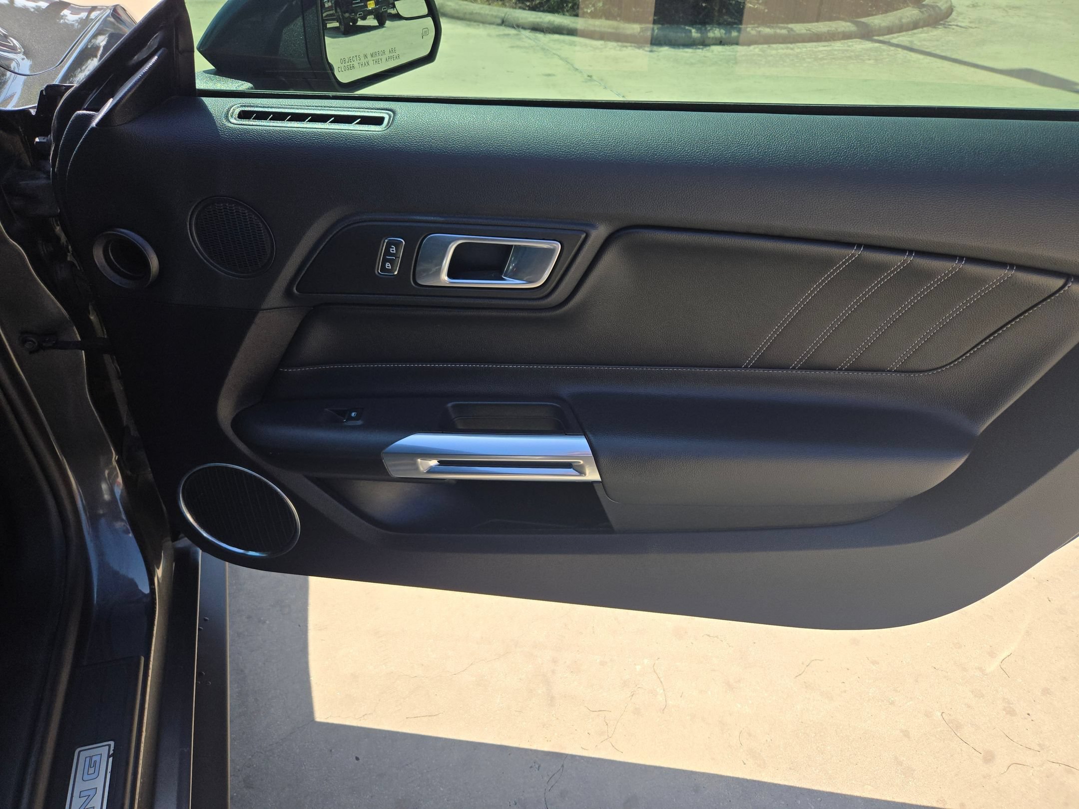 Used 2019 Ford Mustang Premium w/ Pony Package RWD image 27