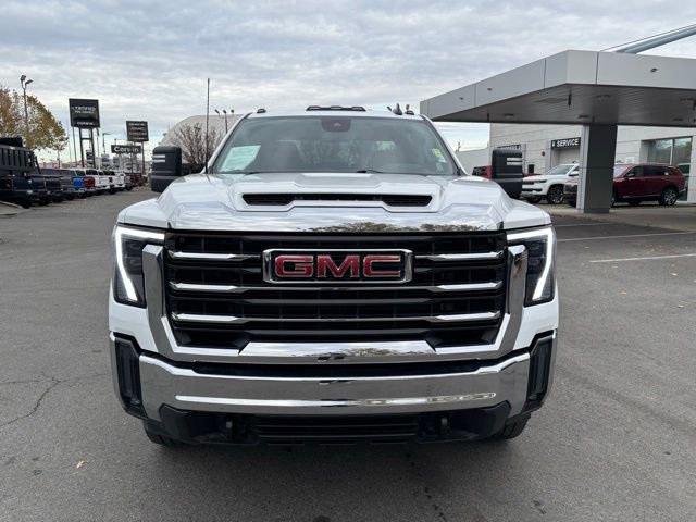 Used 2024 GMC Sierra 3500 SLE w/ SLE Value Package image 3