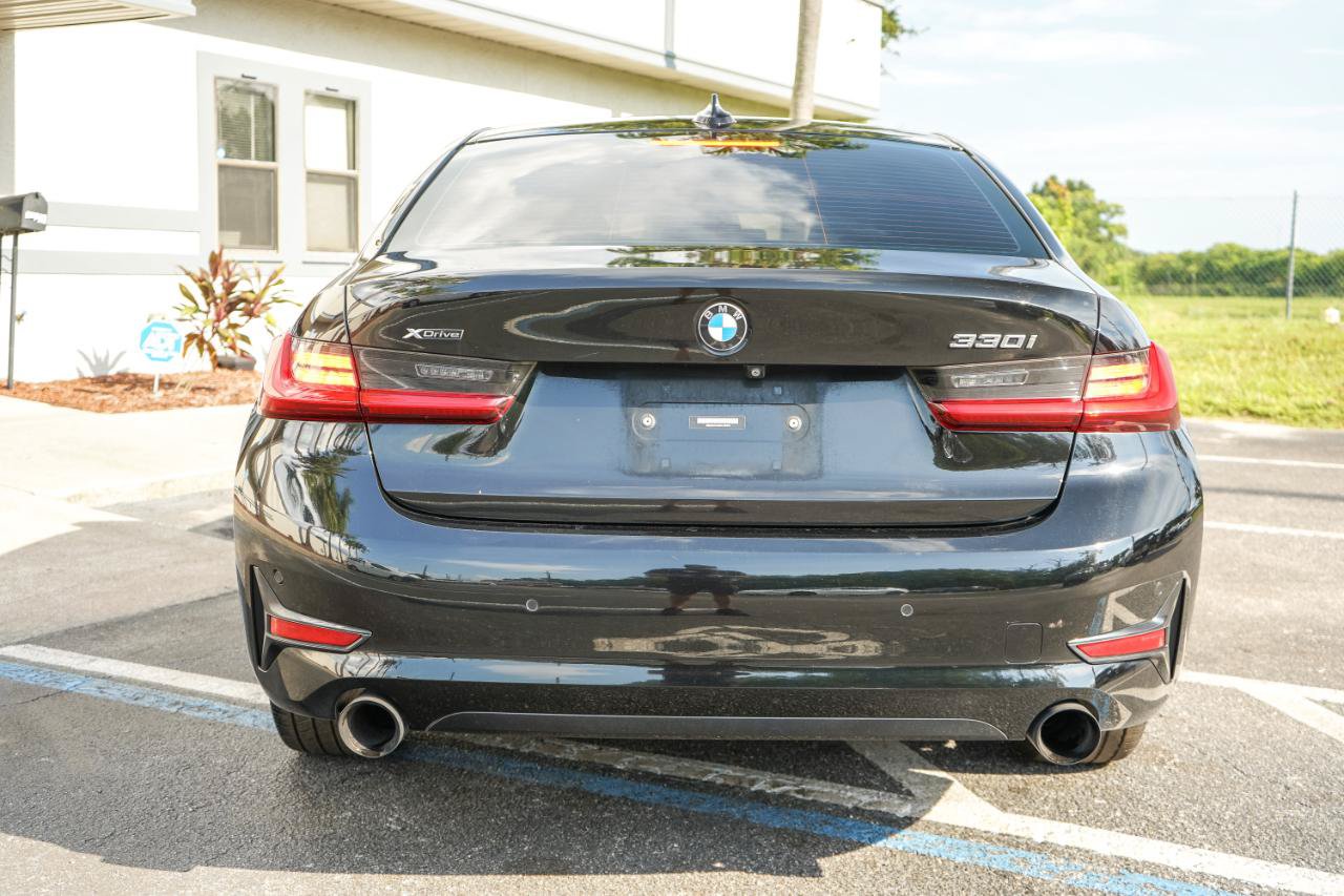 Used 2019 BMW 330i xDrive Sedan w/ Convenience Package AWD/4WD image 4