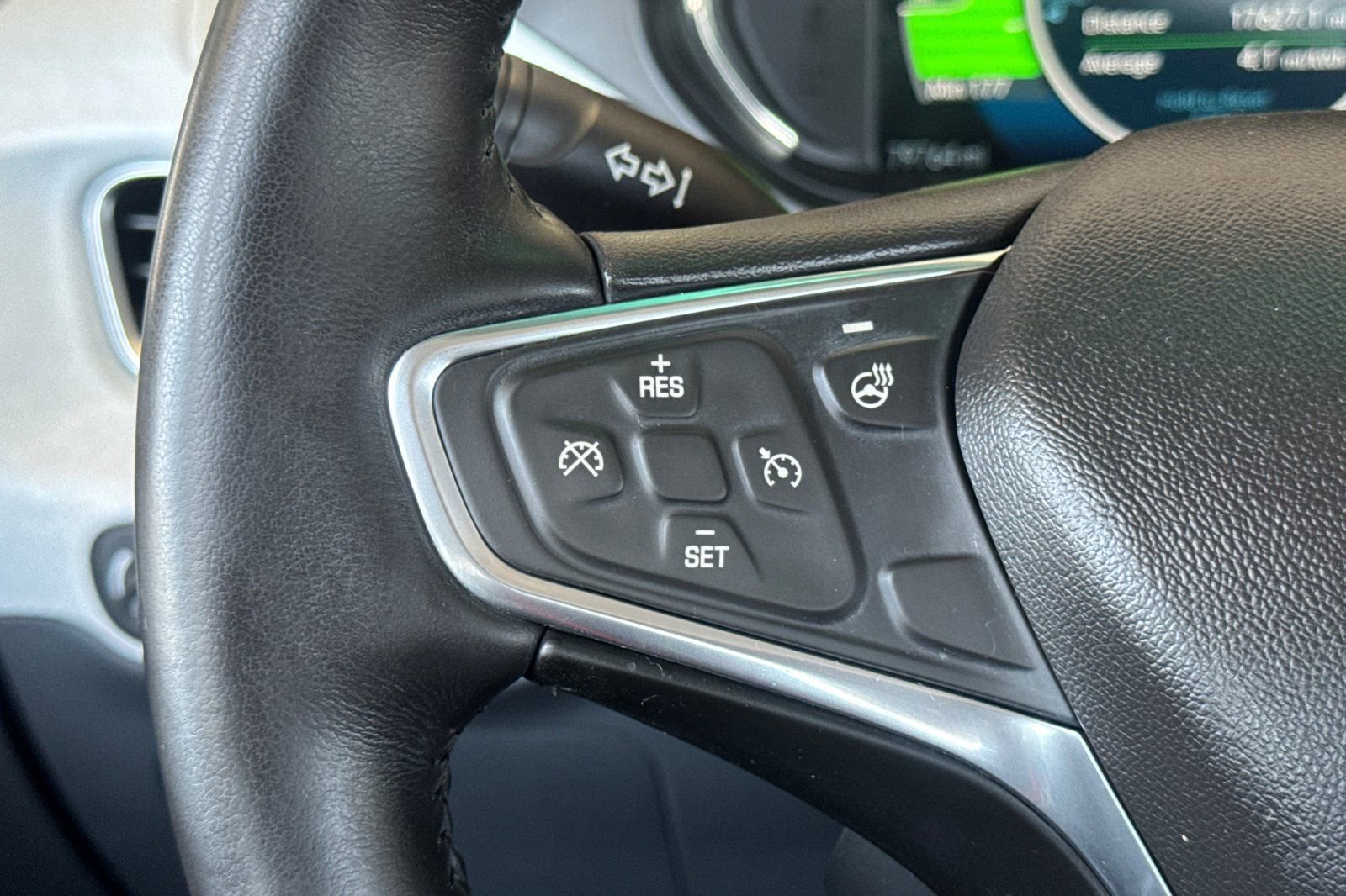 Used 2017 Chevrolet Bolt LT FWD image 35
