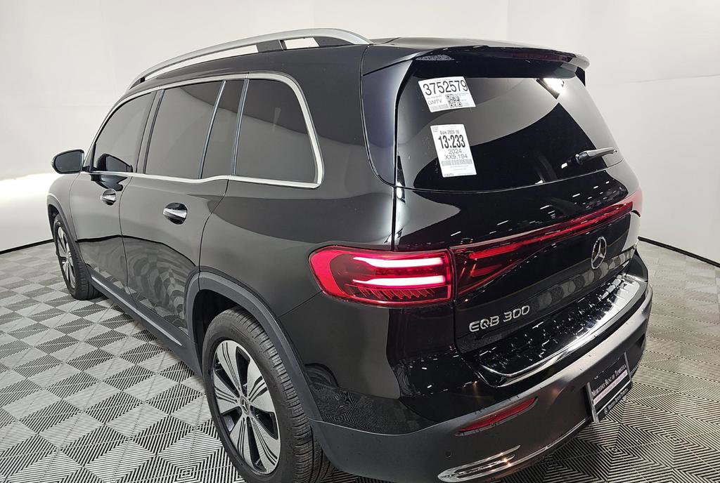 Used 2024 Mercedes-Benz EQB 300 4MATIC w/ Winter Package image 6