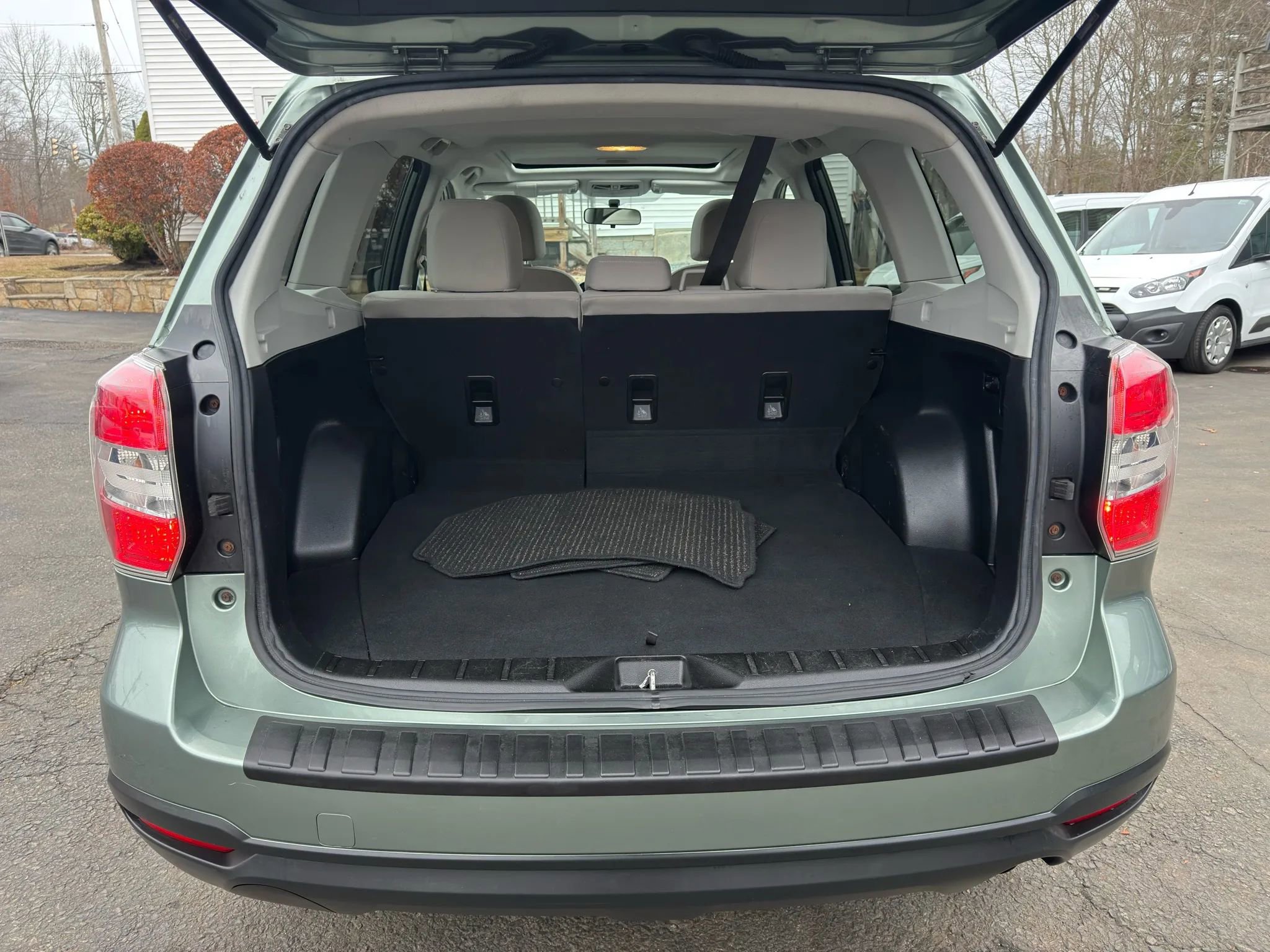 Used 2015 Subaru Forester 2.5i Premium w/ All-Weather Package image 13