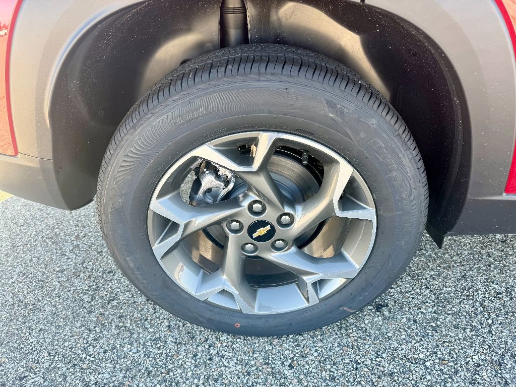 New 2026 Chevrolet Trax LT image 8
