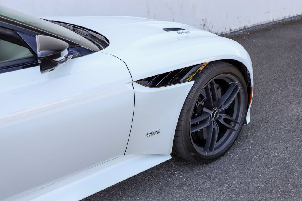 Used 2019 Aston Martin DBS Superleggera RWD image 29