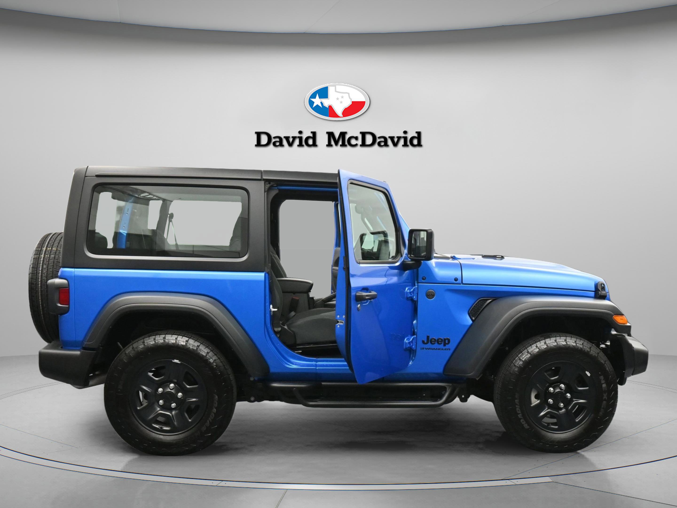 Used 2025 Jeep Wrangler Sport image 21