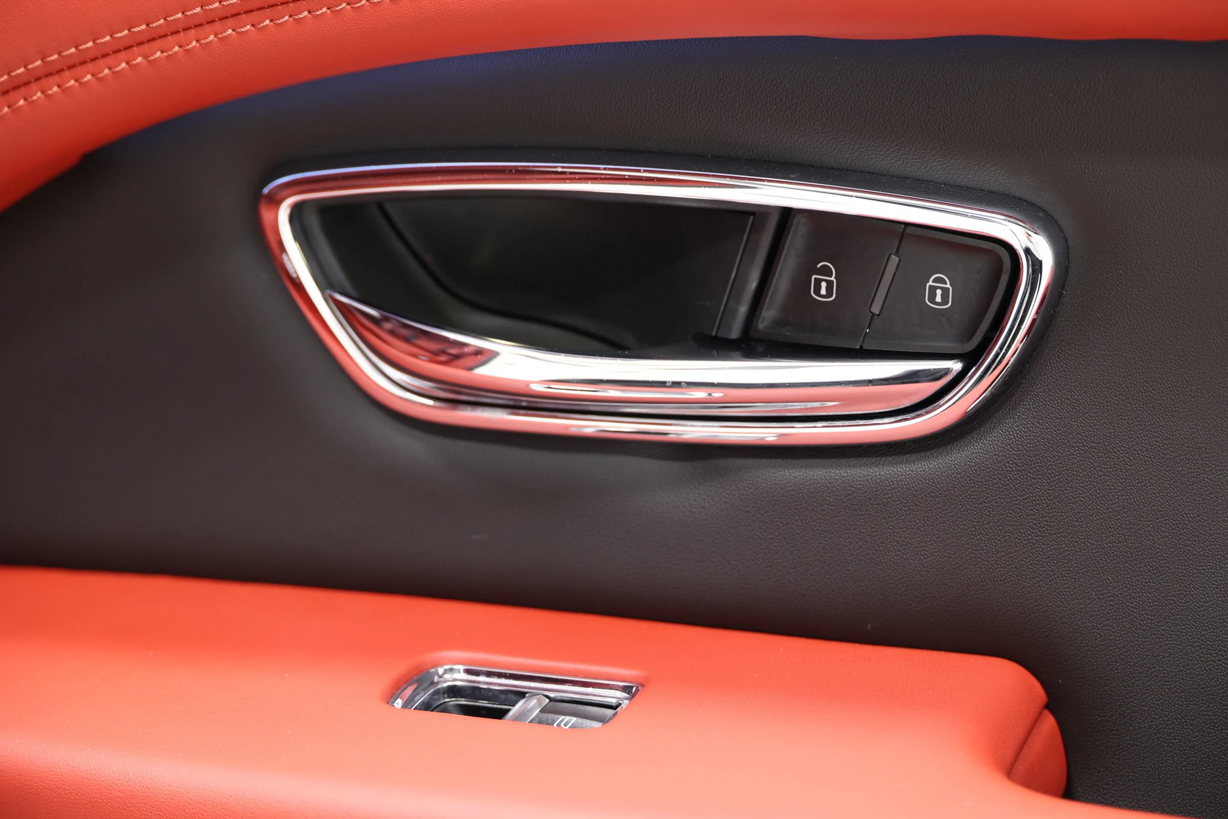 Used 2022 Bentley Bentayga AWD/4WD image 83