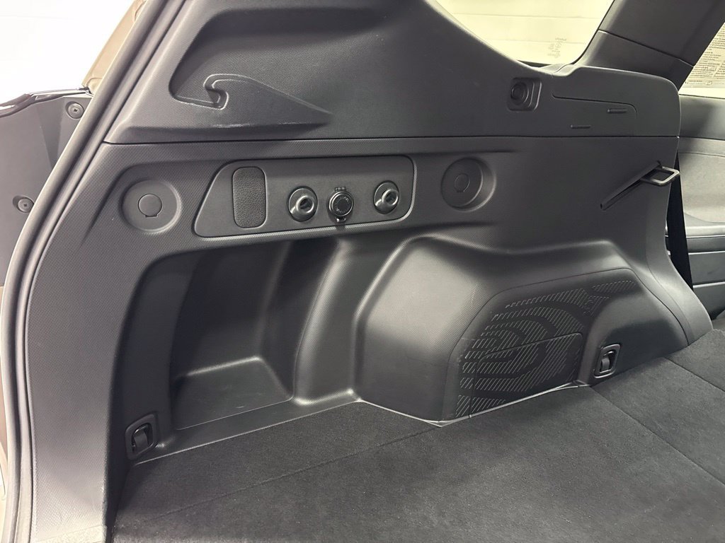 Used 2025 Subaru Forester Premium AWD/4WD image 38