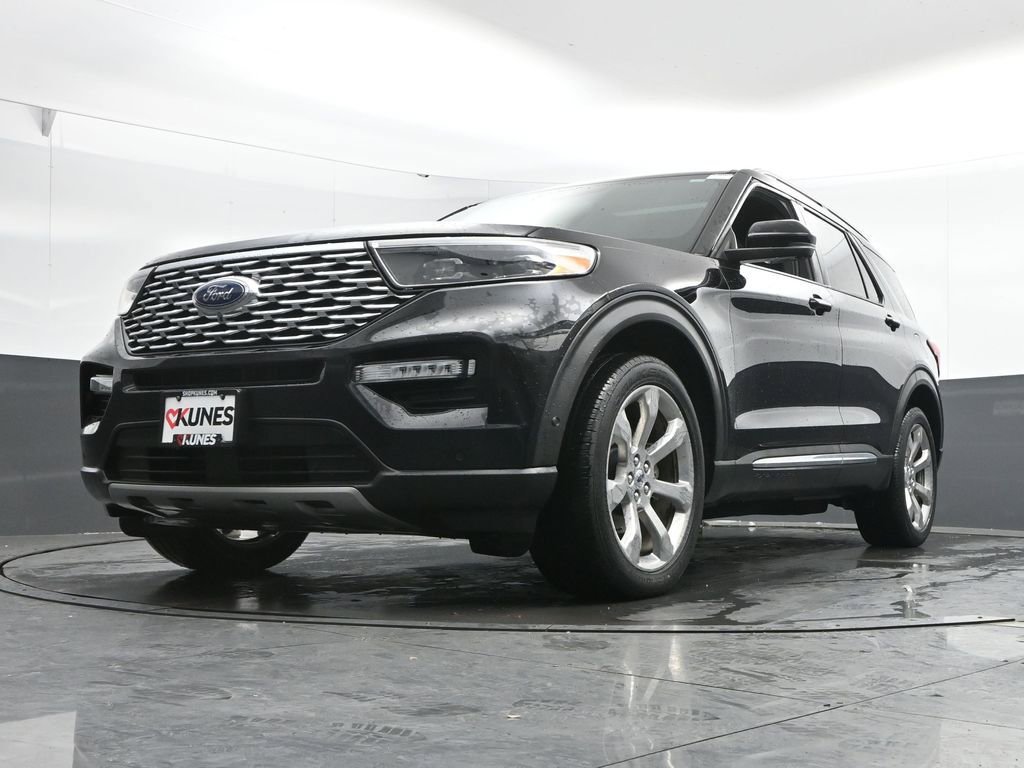 Used 2020 Ford Explorer Platinum w/ Premium Technology Package image 28