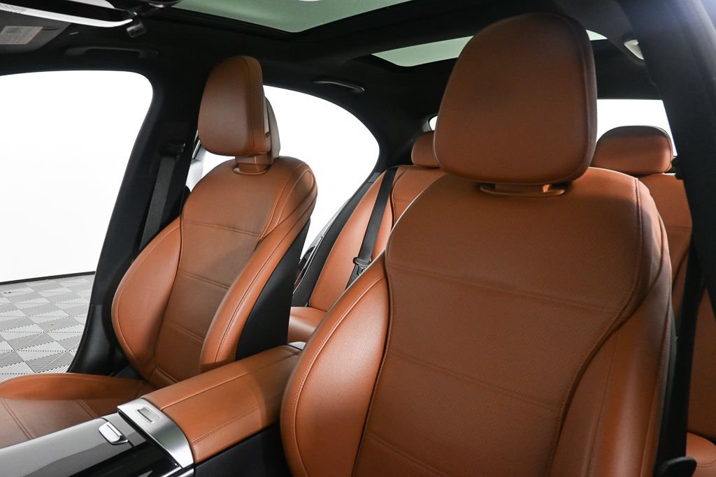 Certified 2022 Mercedes-Benz C 300 Sedan image 5