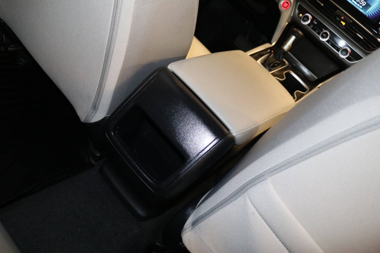 Used 2022 Honda Accord LX image 65