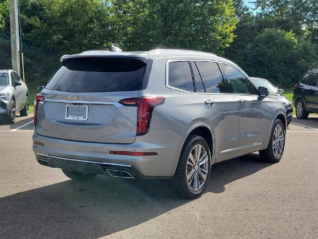 Used 2025 Cadillac XT6 Premium Luxury AWD/4WD image 3