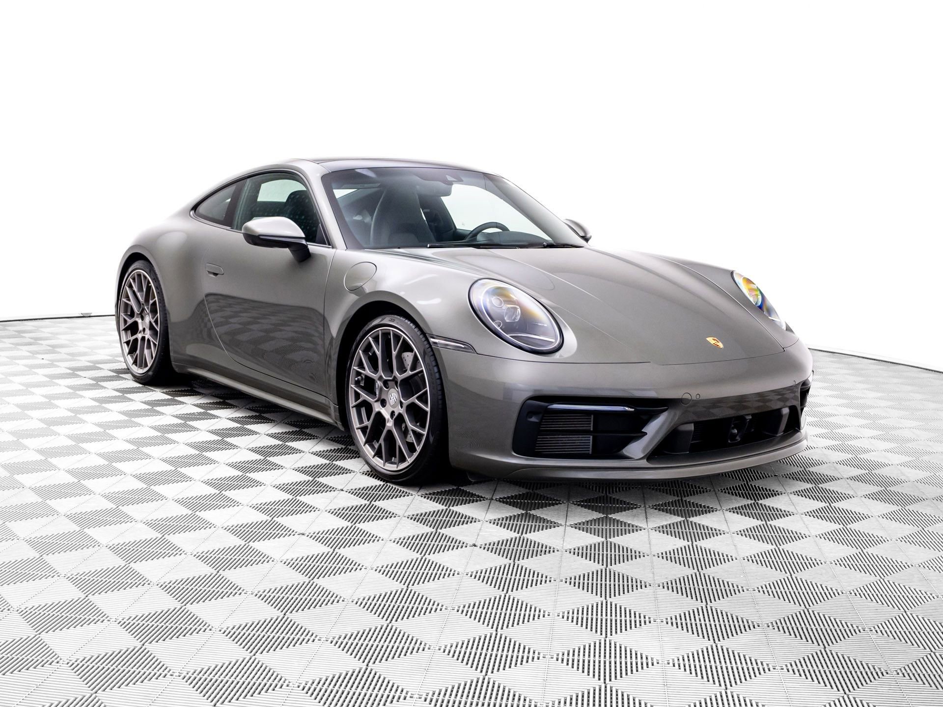 Certified 2020 Porsche 911 Carrera 4S image 6
