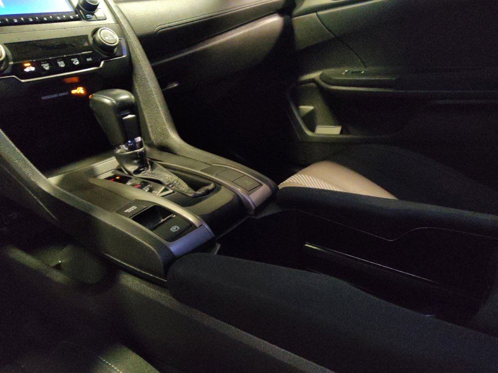 Used 2018 Honda Civic Sport image 26