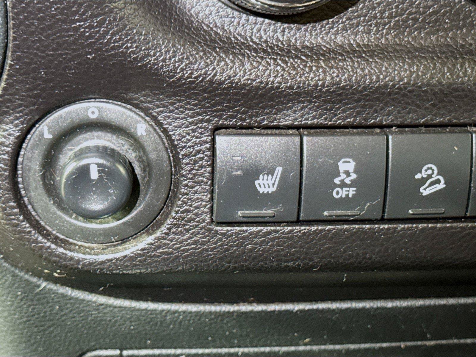 Used 2017 Jeep Wrangler Unlimited Rubicon AWD/4WD image 16