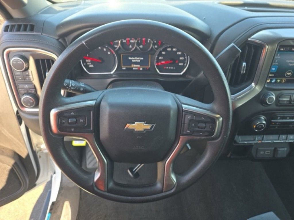 Used 2020 Chevrolet Silverado 1500 LT image 11