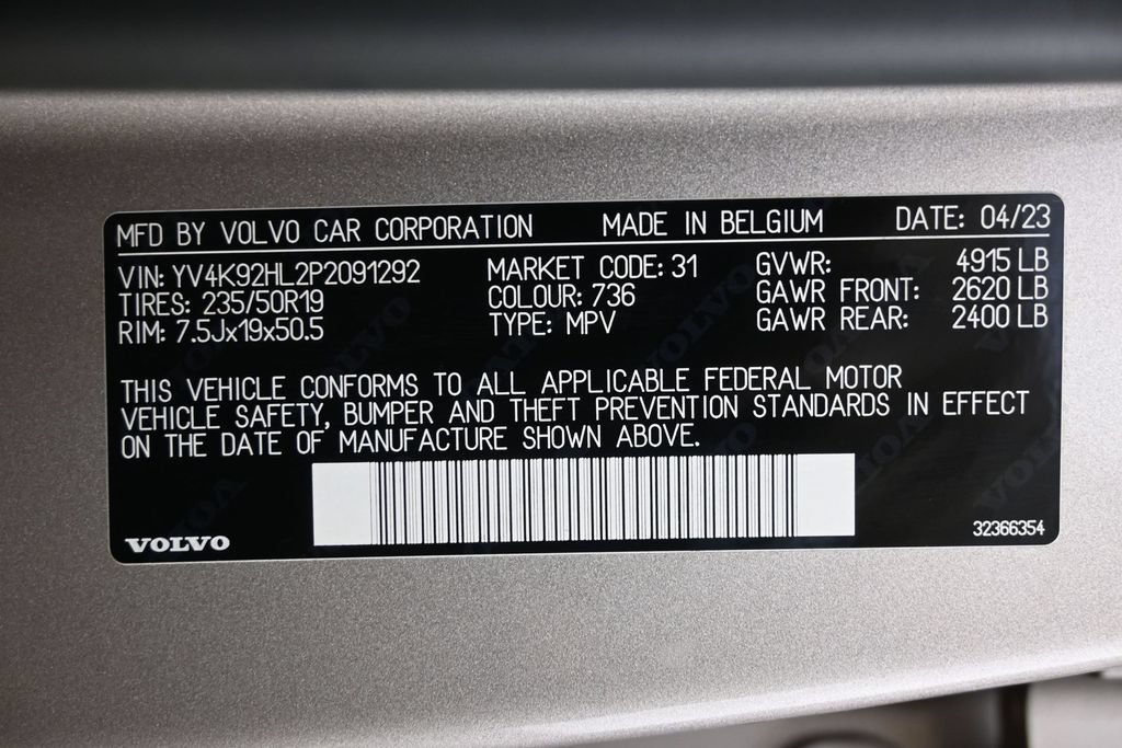 Used 2023 Volvo XC40 B4 Plus w/ Protection Package FWD image 32