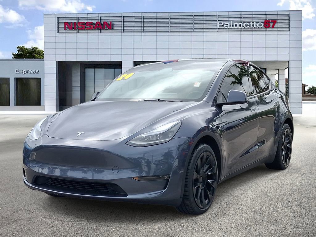 Used 2024 Tesla Model Y Long Range image 3