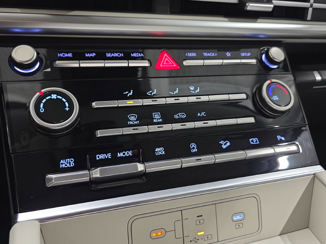 Certified 2026 Hyundai Santa Fe SE AWD/4WD image 18