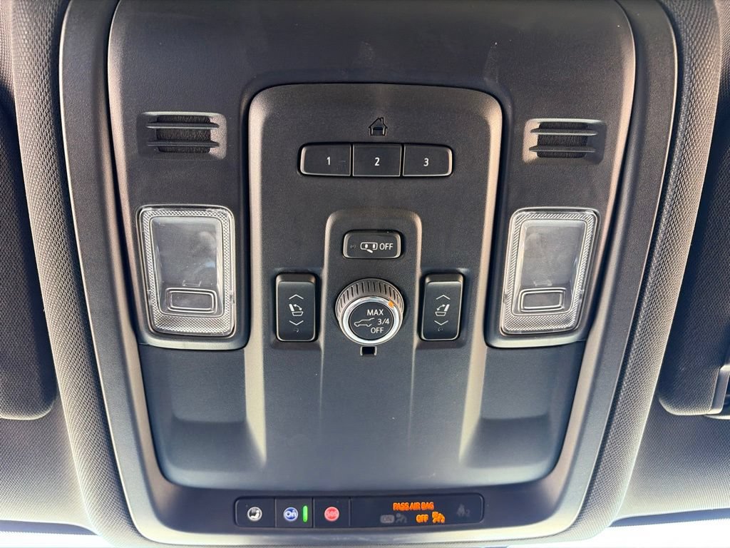 Used 2024 Chevrolet Suburban RST w/ Luxury Package AWD/4WD image 23