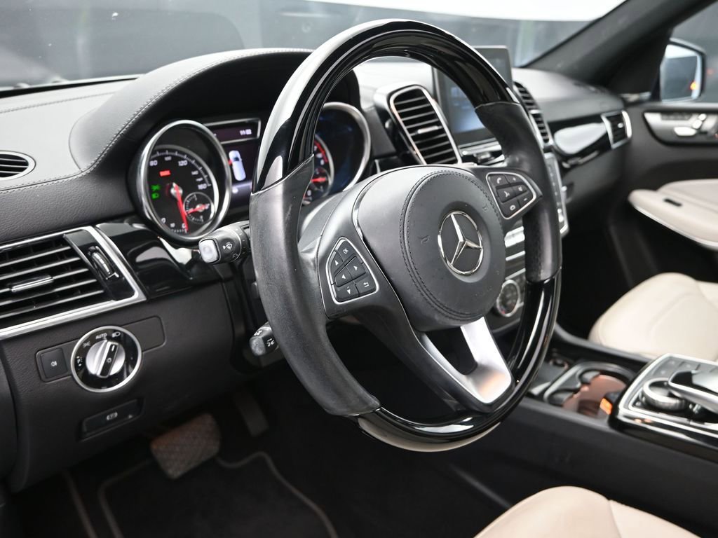 Used 2019 Mercedes-Benz GLS 550 4MATIC image 12